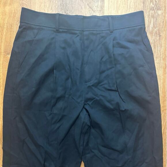 NWOT Everlane The Draper Tapered Pant in Buttersmooth In Navy Size 14 - Picture 9 of 9